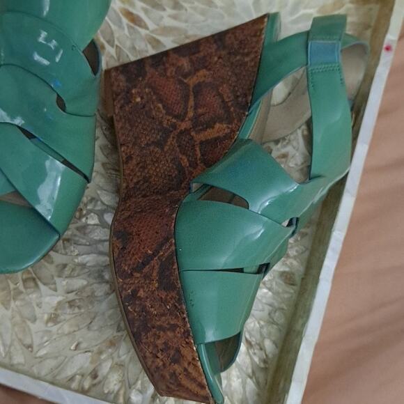 Joan and David Leather Mint Green Wedges Size 8.5 M Snake - Picture 4 of 8
